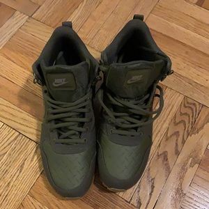 Nike MD Runner sneakers